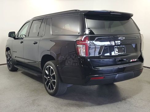 Used 2023 Chevrolet Suburban RST w/ Luxury Package image 5