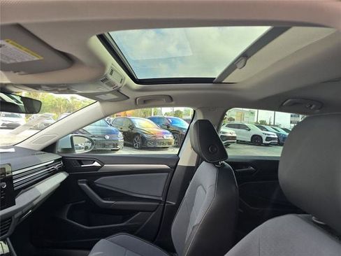 New 2026 Volkswagen Jetta SE image 26