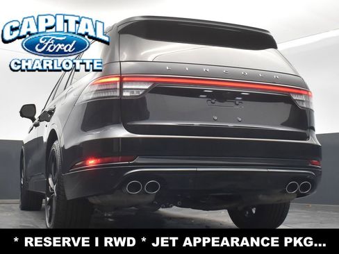 Used 2025 Lincoln Aviator Reserve w/ Jet Appearance Package image 29