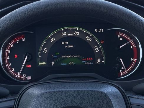 Used 2023 Toyota RAV4 LE image 15