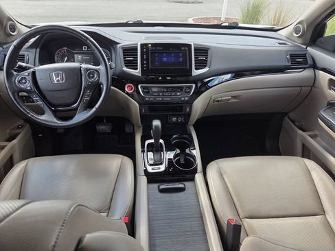 Used 2019 Honda Ridgeline RTL-E image 12