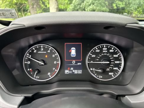 Certified 2025 Subaru Crosstrek 2.5i Premium AWD/4WD image 19