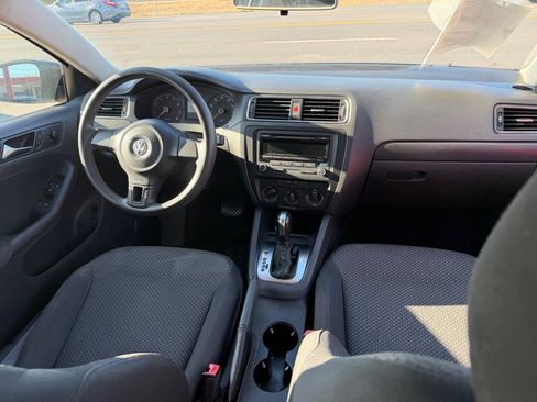 Used 2012 Volkswagen Jetta Sedan image 23