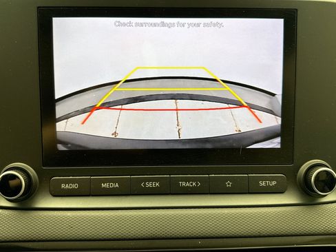 Used 2022 Hyundai Kona SEL AWD/4WD image 10