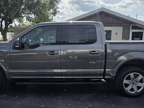 Used 2019 Ford F150 Lariat w/ Equipment Group 502A Luxury AWD/4WD image 2