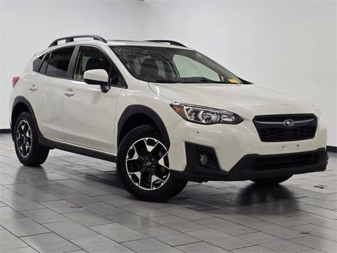 Used 2019 Subaru Crosstrek 2.0i Premium image 2