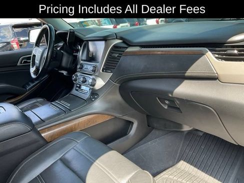 Used 2019 GMC Yukon Denali w/ Denali Ultimate Package AWD/4WD image 26