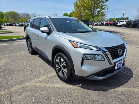 Used 2023 Nissan Rogue SV AWD/4WD image 5