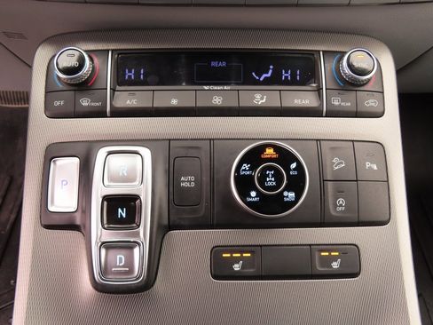 Used 2022 Hyundai Palisade SEL w/ Convenience Package image 8