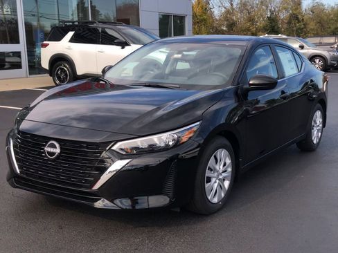 New 2025 Nissan Sentra S image 4