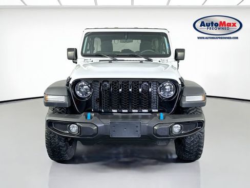 Used 2023 Jeep Wrangler Unlimited w/ Cold Weather Group image 6
