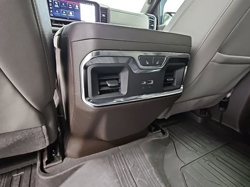 Used 2023 GMC Sierra 1500 SLT w/ SLT Premium Plus Package image 34