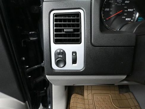 Used 2008 Chevrolet Equinox LS image 25