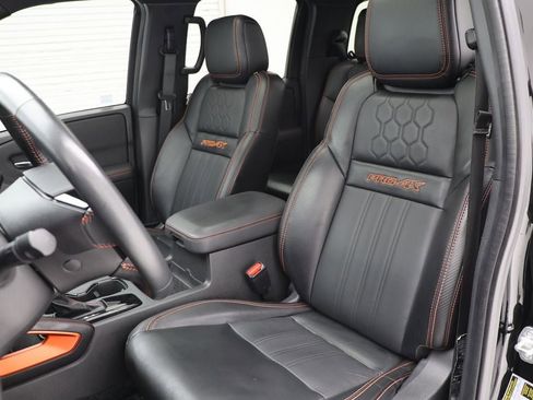 Used 2023 Nissan Frontier PRO-4X w/ Pro-4X Premium Package image 19