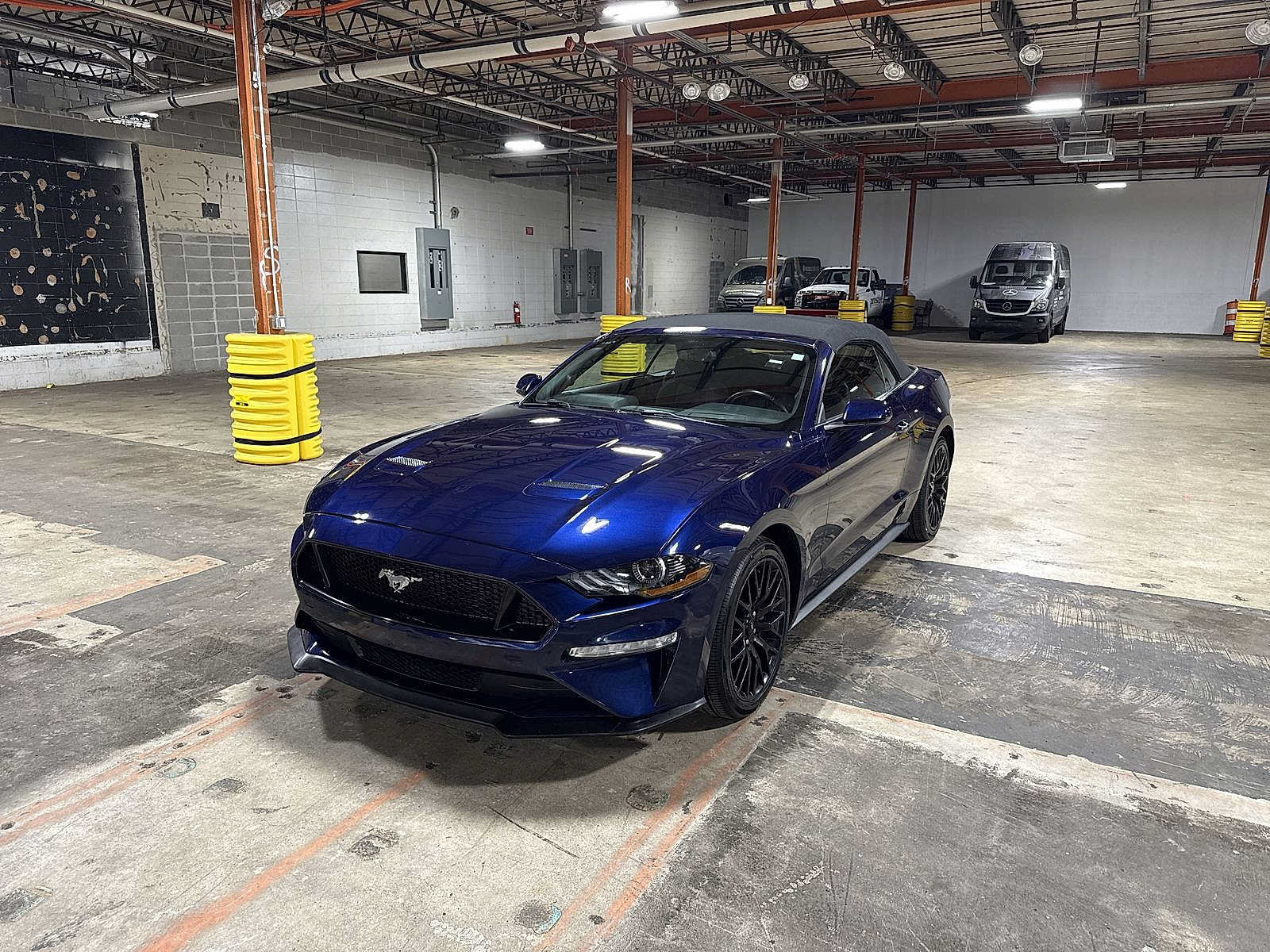 Used 2019 Ford Mustang Convertible w/ Ecoboost Performance Package RWD image 23