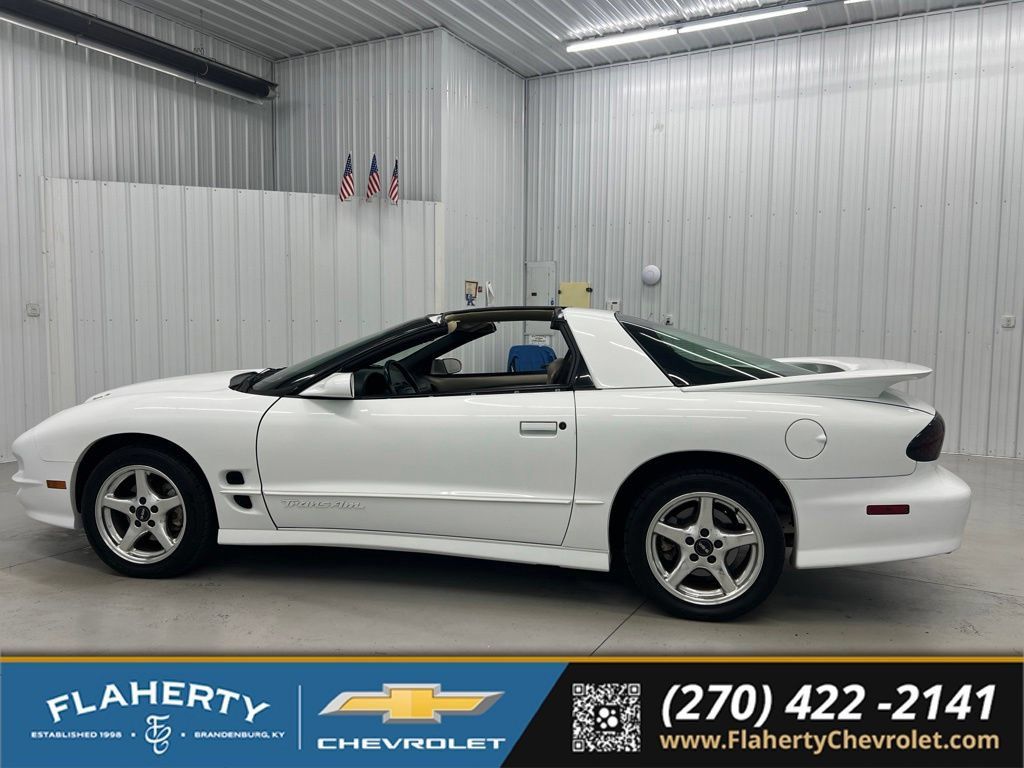 Used 2000 Pontiac Firebird Formula RWD image 5