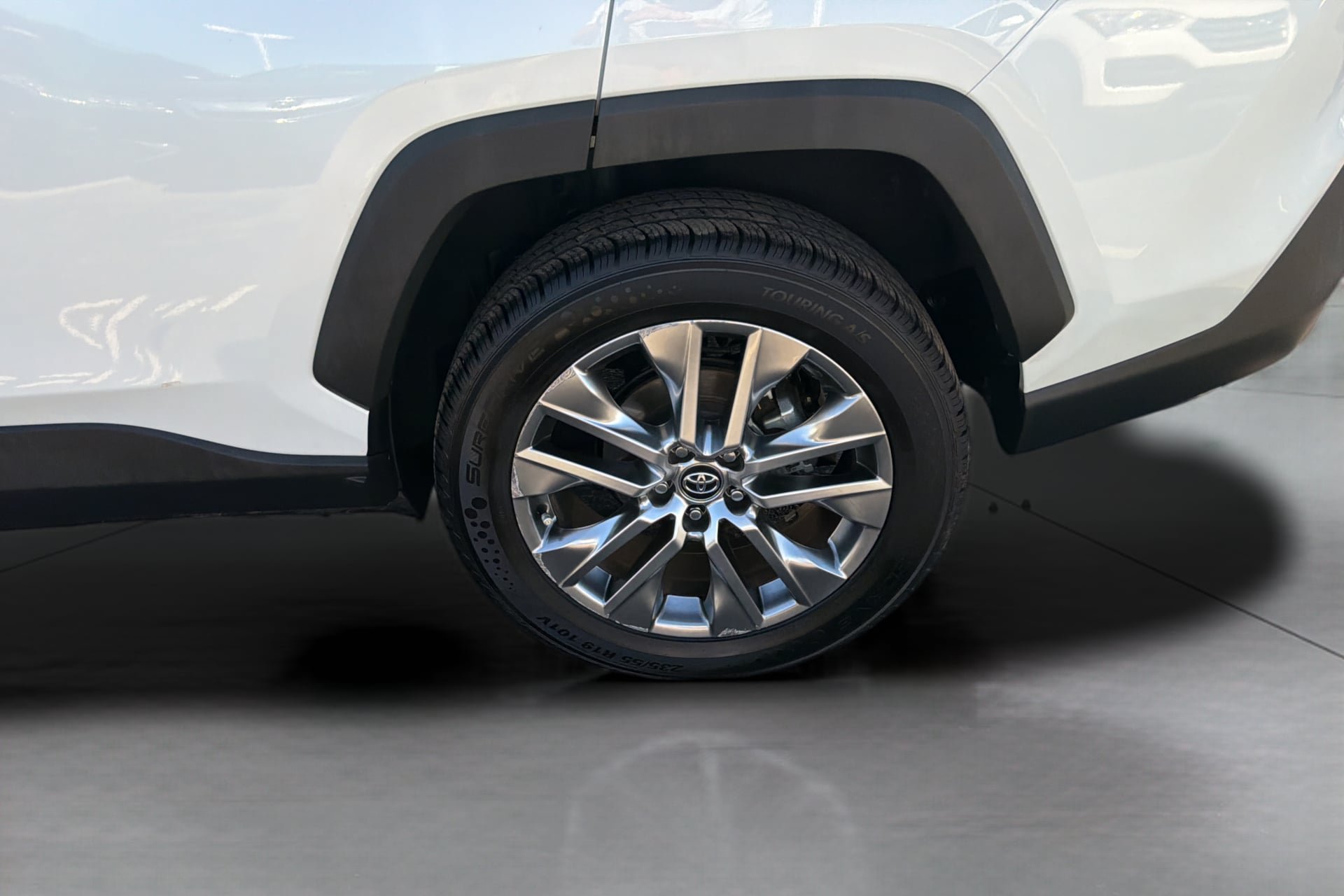 Used 2020 Toyota RAV4 Limited AWD/4WD image 39