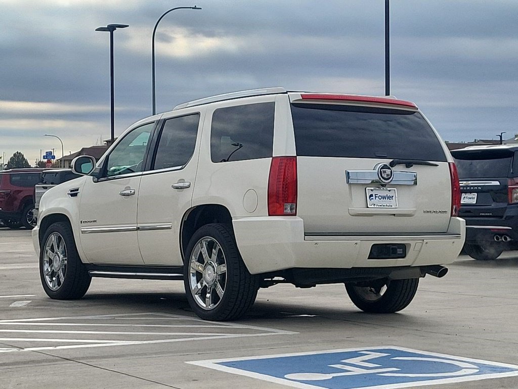Used 2008 Cadillac Escalade AWD image 6