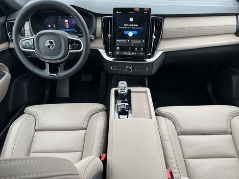 New 2026 Volvo XC90 B6 Ultra w/ Lounge Package image 11