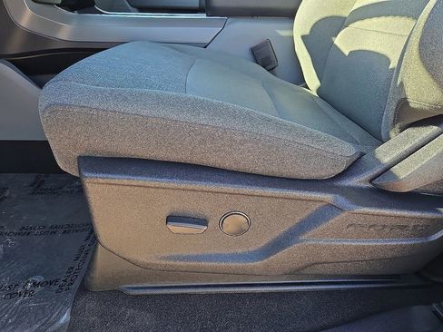 Used 2024 Ford F150 XLT w/ Mobile Office Package image 23