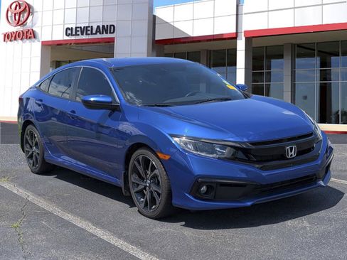 Used 2020 Honda Civic Sport image 2