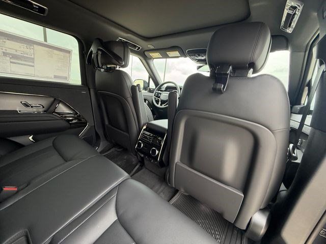 New 2026 Land Rover Range Rover Sport Dynamic SE AWD/4WD image 17