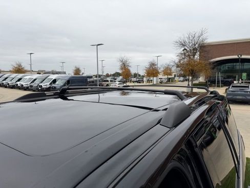 Used 2020 Ford Expedition Limited w/ Texas Edition Package image 13