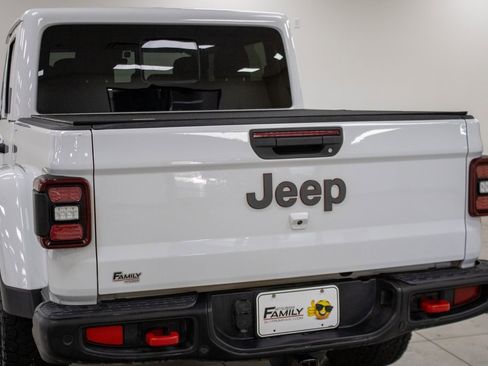 Used 2020 Jeep Gladiator Rubicon image 13