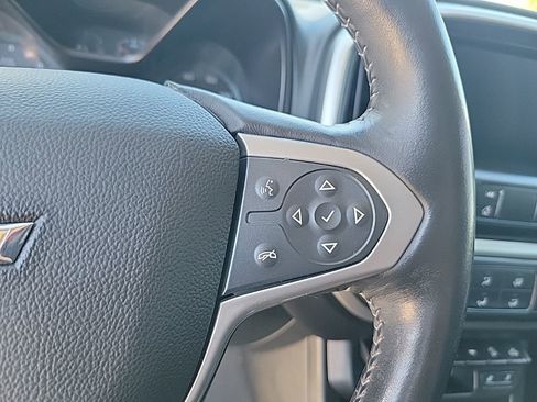 Used 2019 Chevrolet Colorado ZR2 image 23