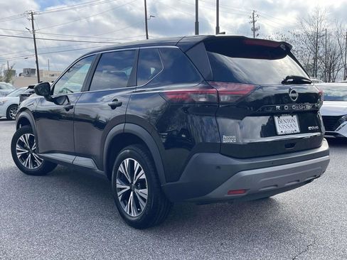 Used 2023 Nissan Rogue SV image 5