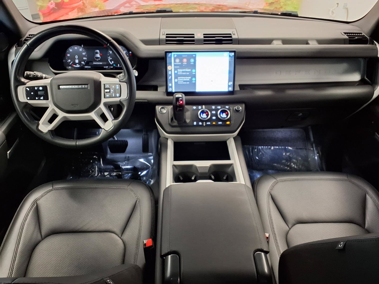 Used 2025 Land Rover Defender 110 S AWD/4WD image 16