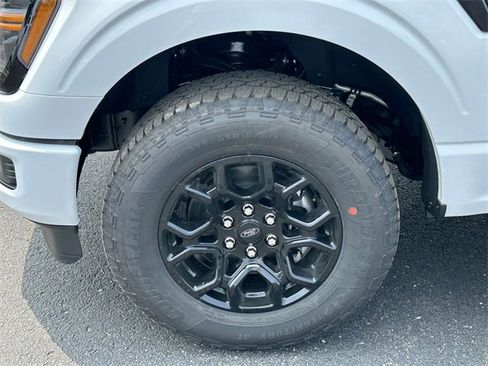 New 2025 Ford F150 XLT w/ Equipment Group 302A MID image 9