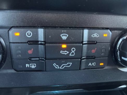 Used 2019 Ford F150 XLT w/ Equipment Group 302A Luxury AWD/4WD image 28