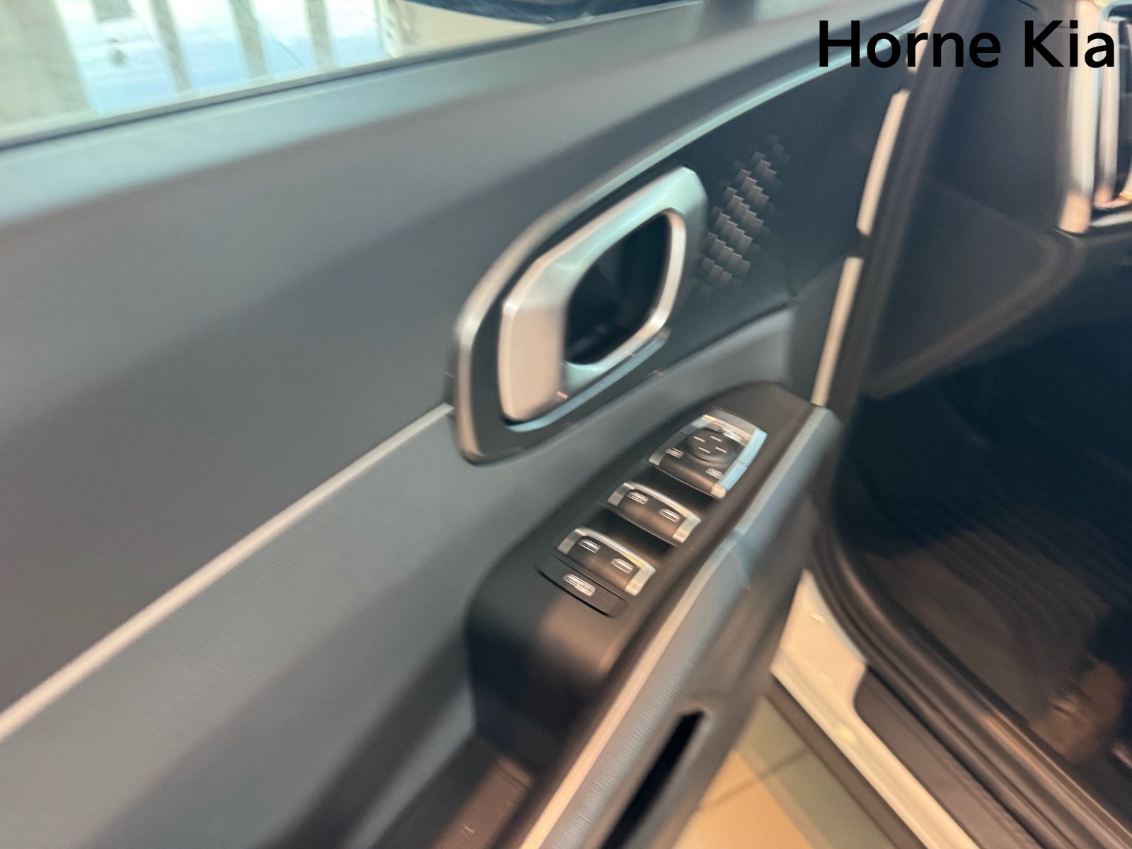 New 2026 Kia Sorento EX FWD image 10