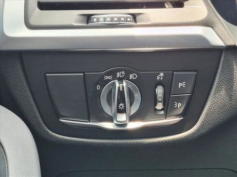 Used 2022 BMW X4 xDrive30i AWD/4WD image 15