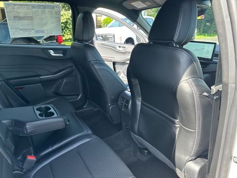 New 2025 Ford Escape ST-Line w/ Tech Pack #1 image 36