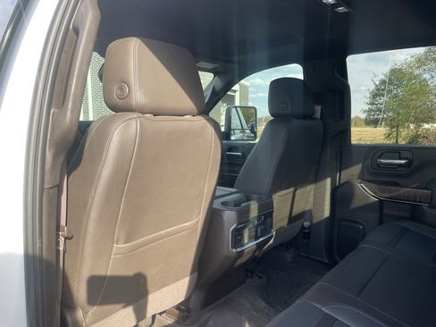 Used 2021 GMC Sierra 2500 Denali w/ Denali Ultimate Package image 21