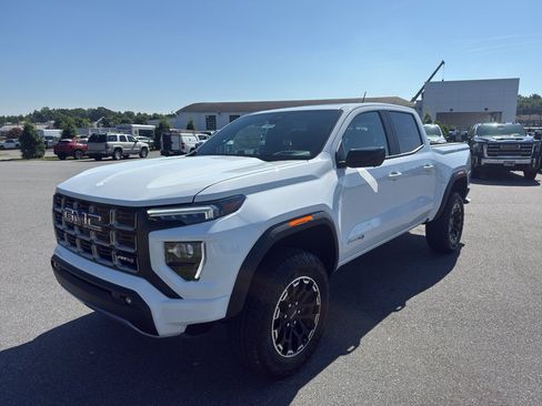 New 2026 GMC Canyon AT4 w/ Technology Plus Package AWD/4WD image 2