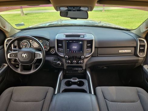 Used 2019 RAM 1500 Big Horn RWD image 13