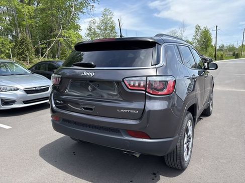 Used 2020 Jeep Compass Limited AWD/4WD image 5