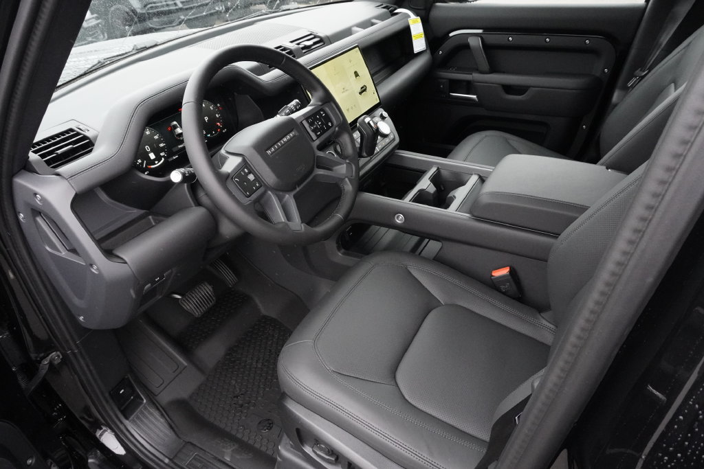 New 2026 Land Rover Defender 110 X-Dynamic SE AWD/4WD image 18