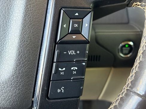 Used 2016 Lincoln Navigator Reserve image 39