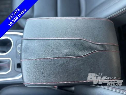Used 2023 Chevrolet Traverse RS w/ LPO, Floor Liner Package image 18