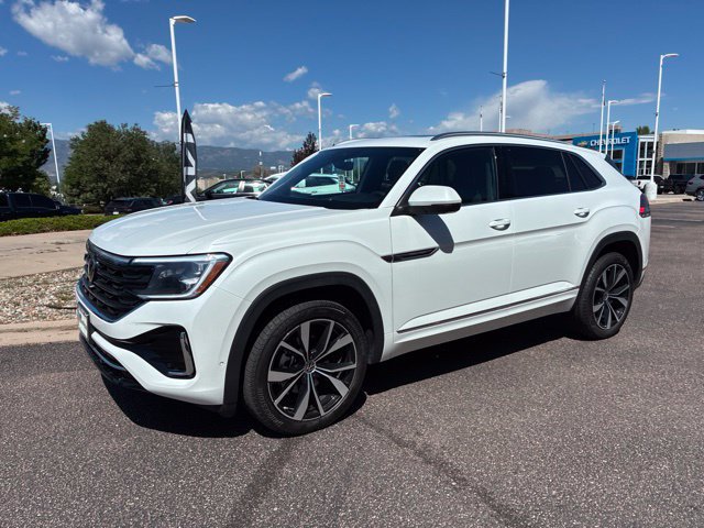 Certified 2026 Volkswagen Atlas Cross Sport SEL Premium R-Line AWD/4WD image 3