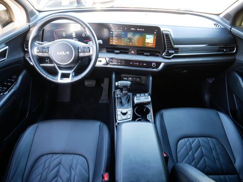 Certified 2023 Kia Sportage X-Line w/ X-Line Premium Package image 10