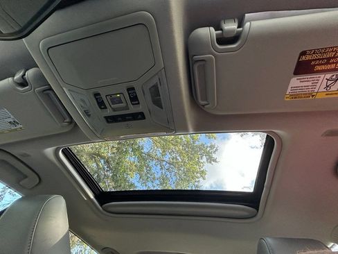 Used 2023 Toyota RAV4 XLE Premium FWD image 30