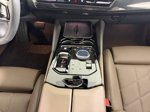 Used 2026 BMW 530i RWD image 15