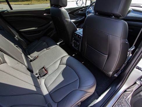 Used 2017 Buick Envision Premium image 25