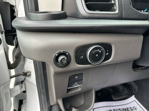 Used 2021 Ford Transit 150 XL image 13