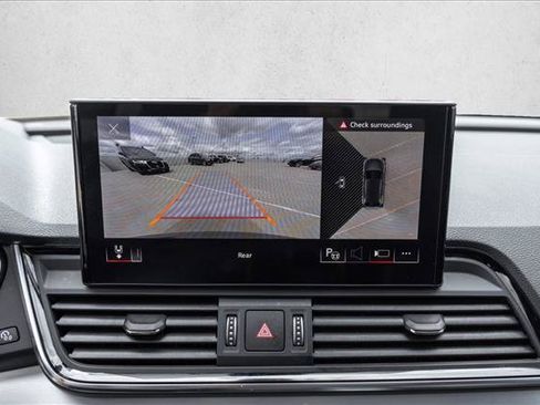 Certified 2023 Audi Q5 e Prestige w/ Prestige Package AWD/4WD image 18